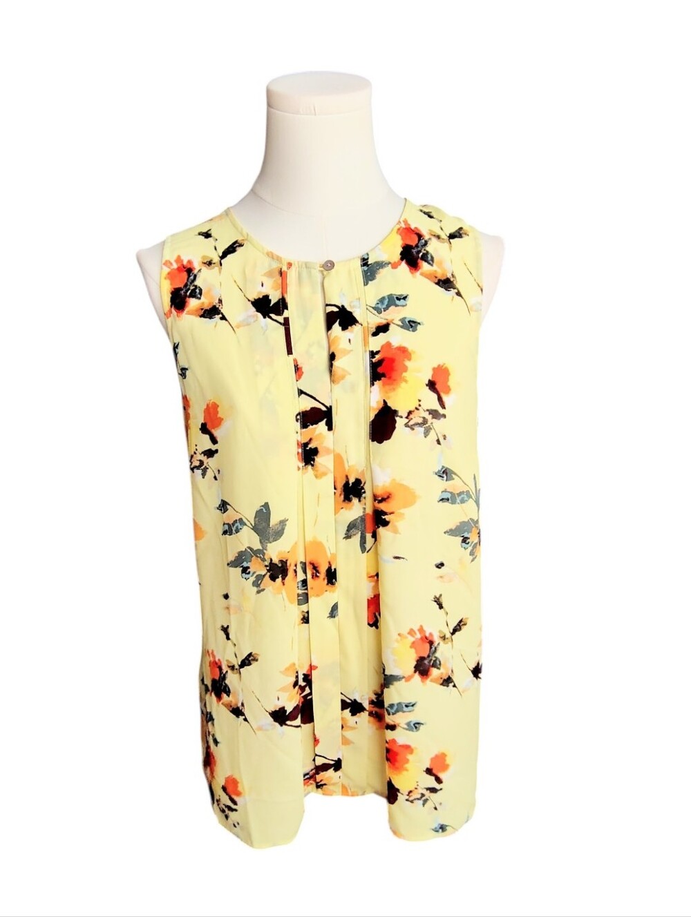 Rose + Olive Cheerful Yellow Red and Orange Floral Pleated Blouse Size Small